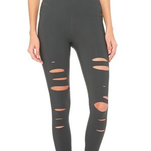Alo Ripped Warrior Leggings